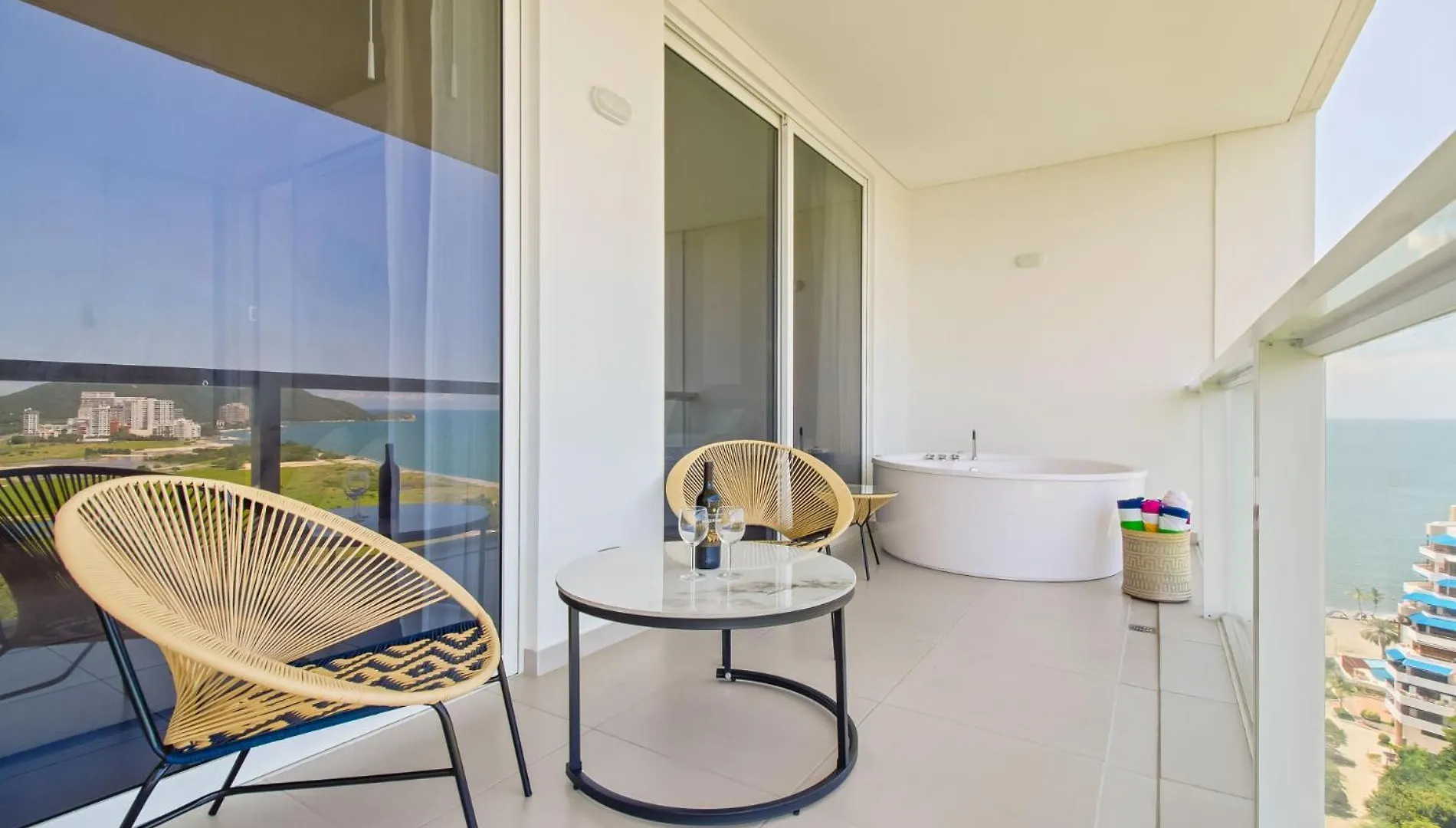 Sierra & Sea Suite - Penthouse Familiar Con Jacuzzi - Edificio Porto Horizonte Santa Marta  Apartment